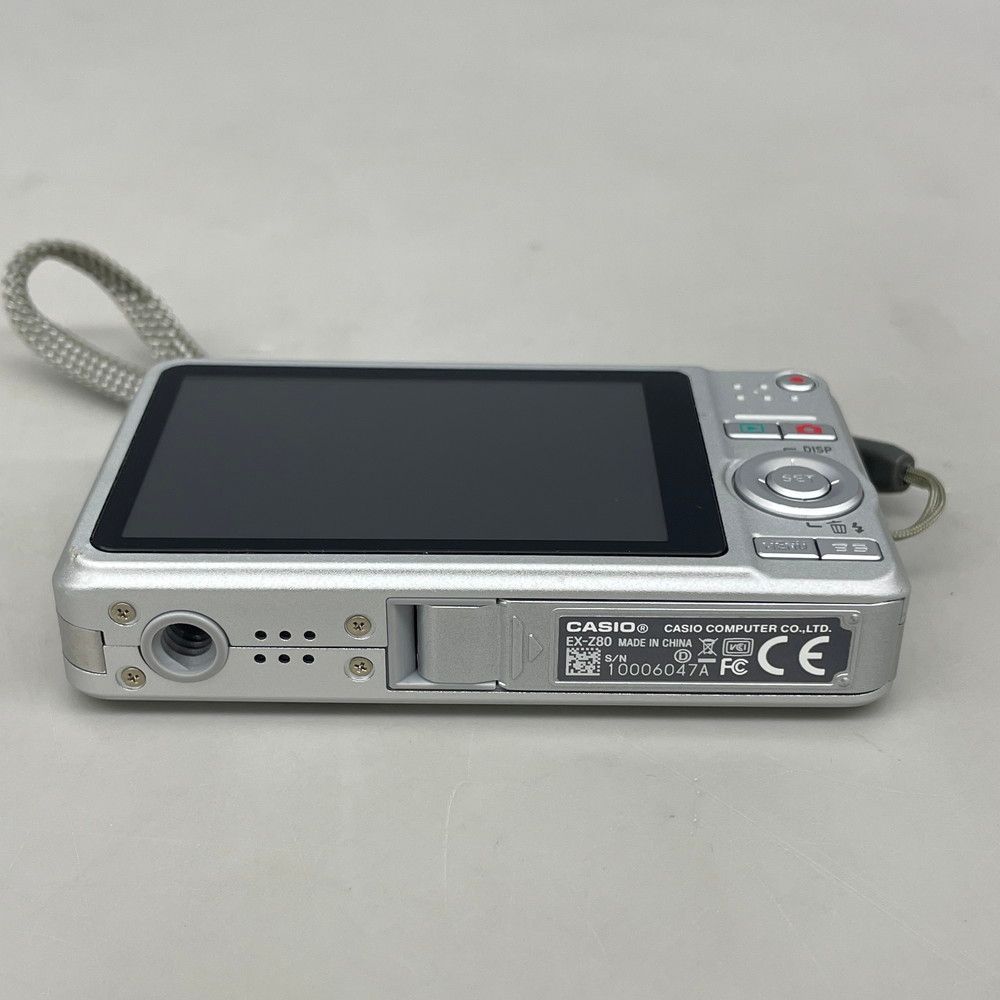 カシオ CASIO EXILIM コンパクトデジタルカメラ シルバー EX-Z80