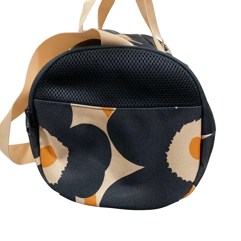 【新品未使用】adidas＊marimekkoコラボ ボストンバッグ ウニッコ 未使用 adidas Marimekko アディダス マリメッコ ウニッコ ダッフル