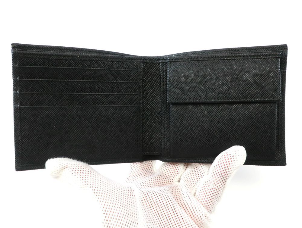 美品 プラダ 現行モデル コインパース付きサフィアーノレザーウォレット メンズ 二つ折り財布・トライアングル 2M0738 / 2MO738 PRADA /34780