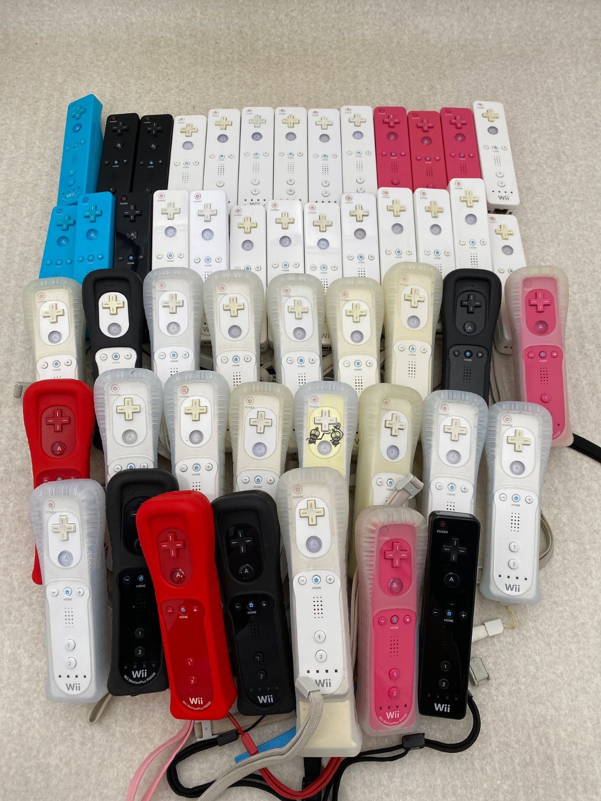 Wii　リモコン　コントローラー　まとめ売り　50点　ジャンク
