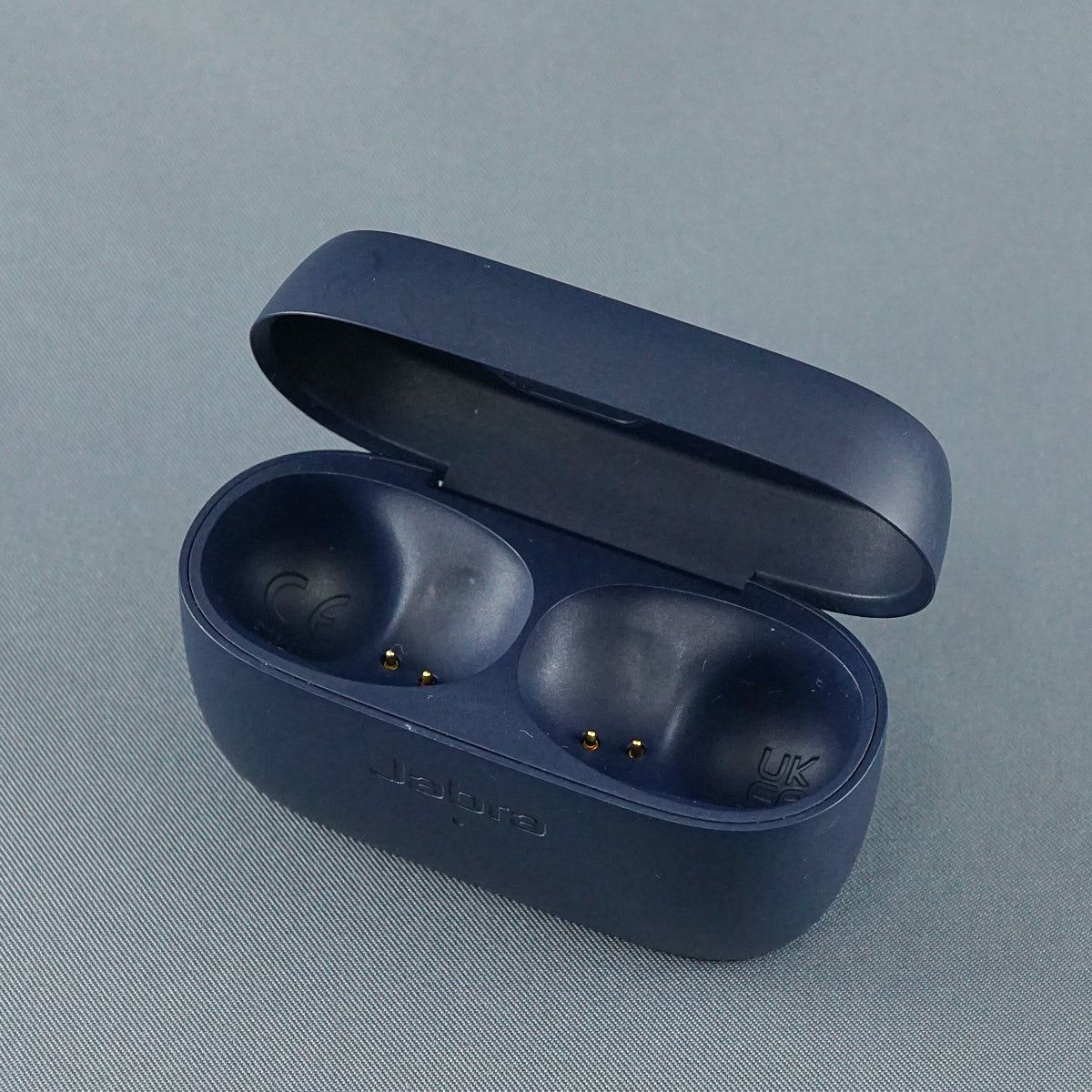 Jabra Elite3 完全ワイヤレスイヤホン USED美品 HearThrough機能 防水 