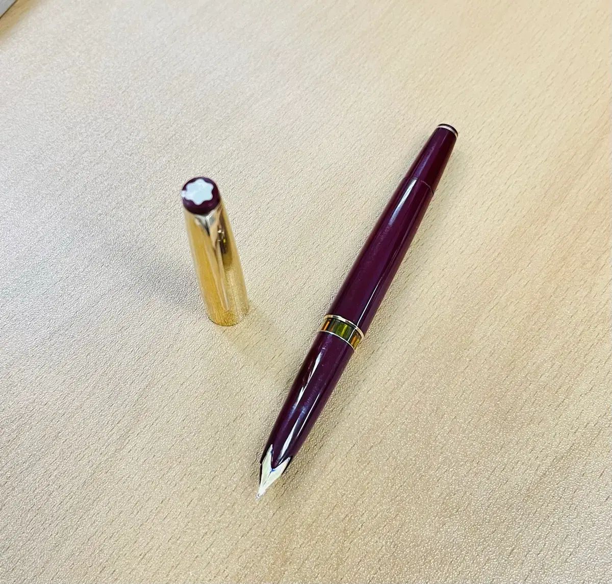 MONT BLANC 万年筆 74 バーガンディ色 ボディ
