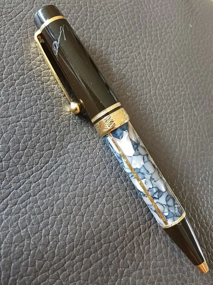 MONT BLANC ボールペン アレクサンドル・デュマ