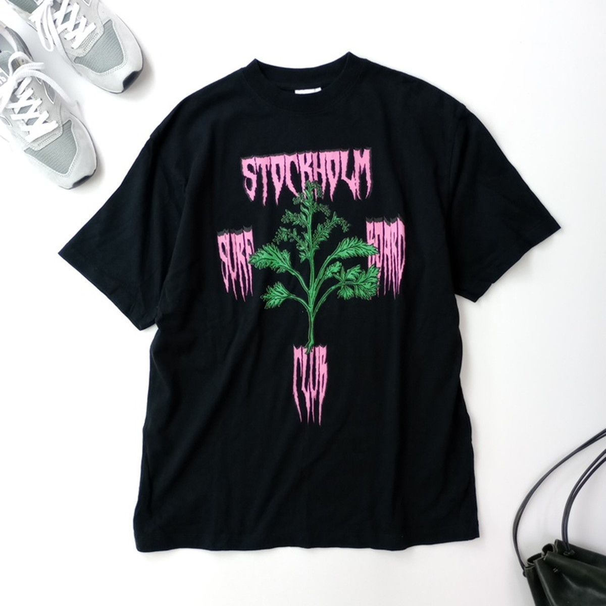ストックホルムサーフボードクラブのバックプリントTシャツ tシャツ 