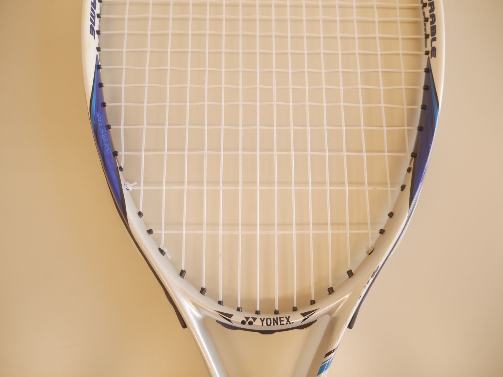 ゆう ソフトテニスラケット YONEX ADX-024 エアロデューク ソフトテニスラケット 【R8-10】 - メルカリ
