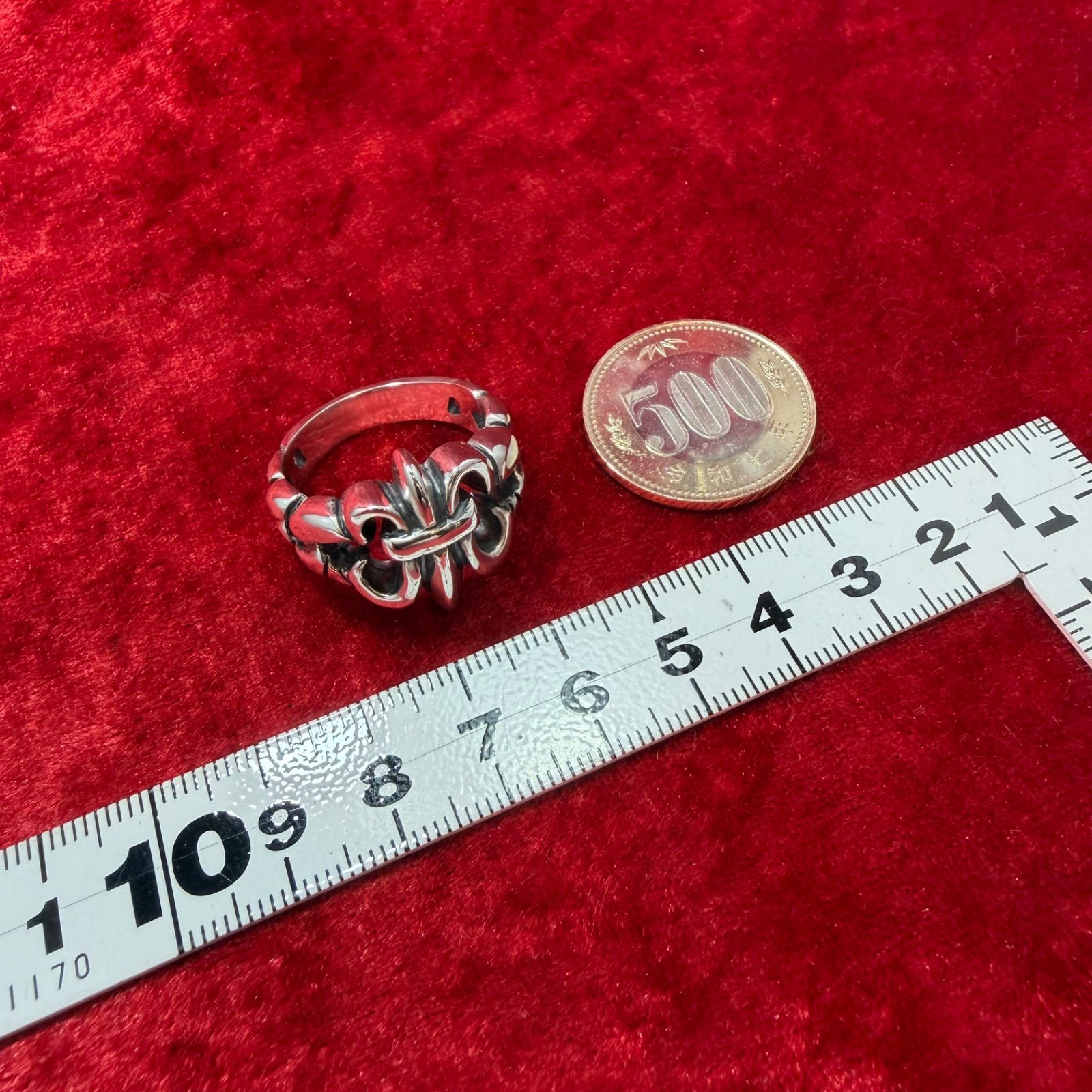 美品 百合紋章ラージ リング26号 ロイヤルオーダー/ROYALORDER - メルカリ