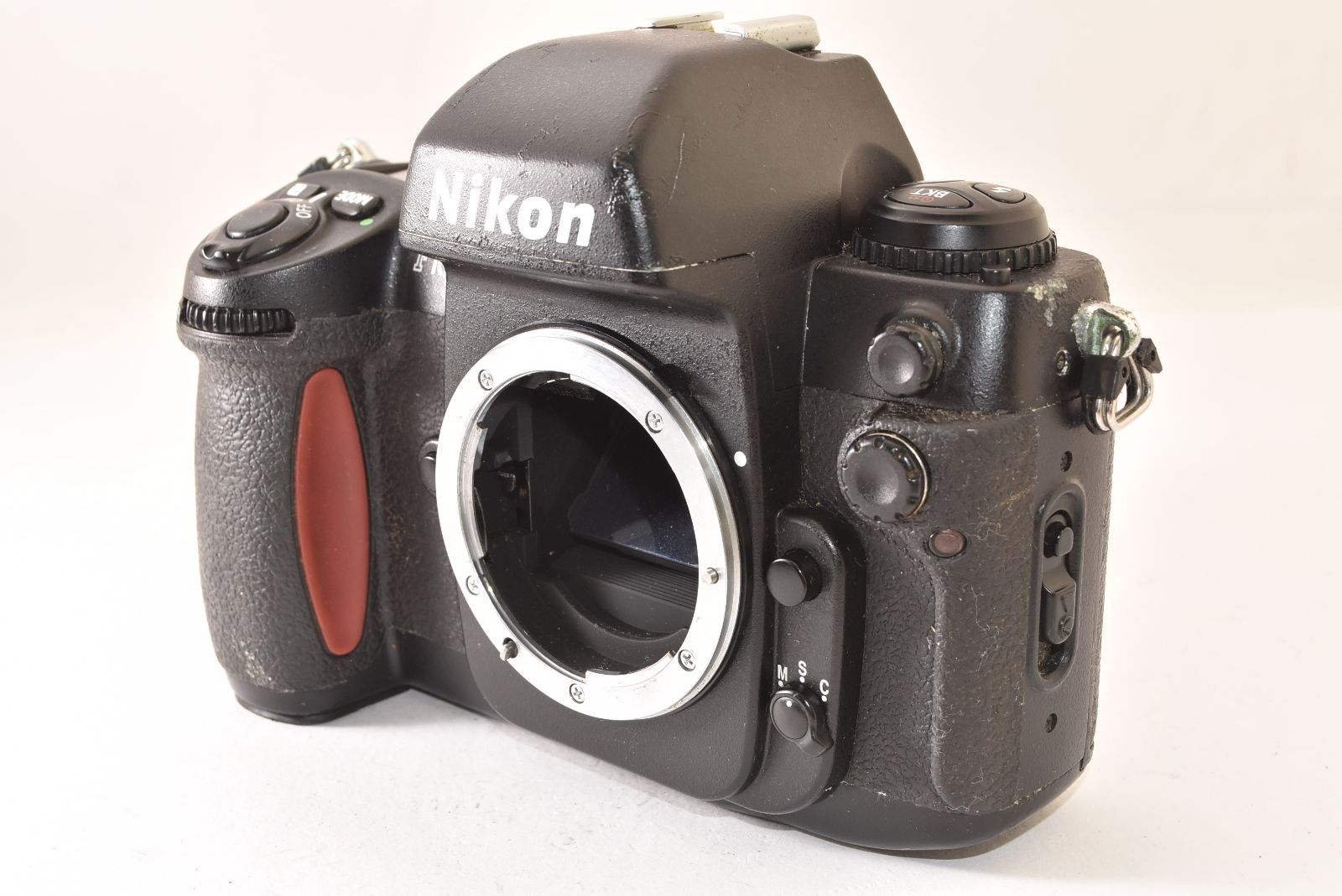 【ジャンク品】Nikon F100 ボディ 一眼レフカメラ ☆ジャンク品☆ Nikon ニコン F100 ボディ AF フィルム一眼レフカメラ