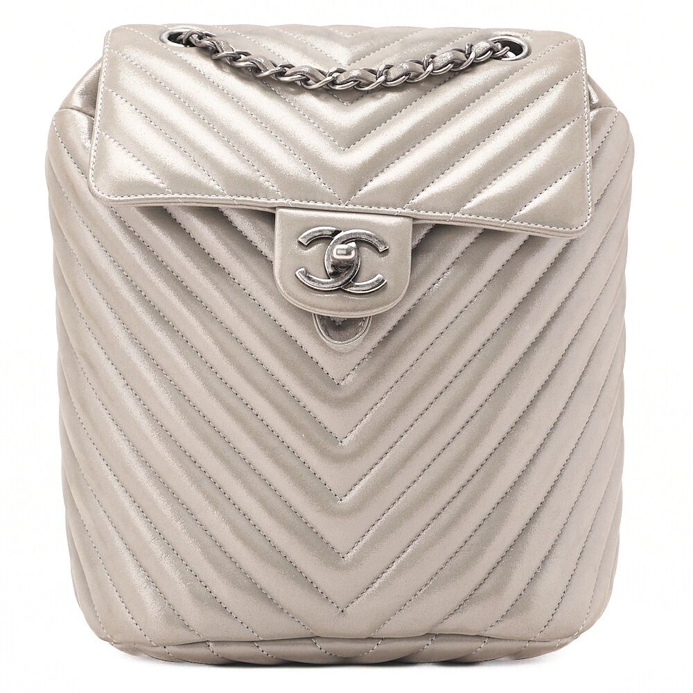 CHANEL シャネル マトラッセ ターンロック チェーンリュック スーパークルーレザー シルバー(シルバー金具) レディースバッグ チェーンリュック レディースチェーンリュック ハイブランド【中古】【送料無料】