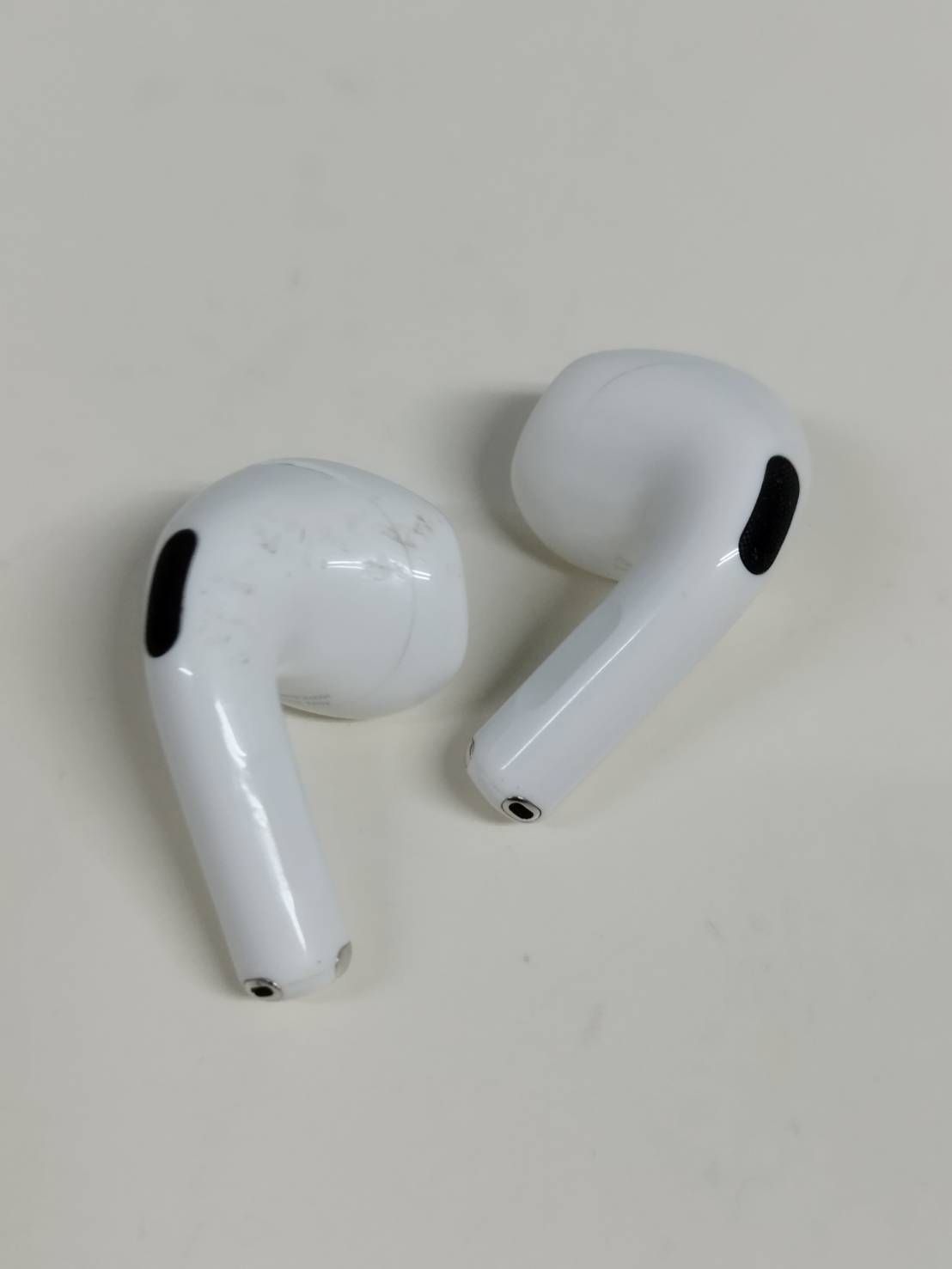 ジャンク】Apple AirPods 第4世代/A3055,A3056/ワイヤレスイヤホン