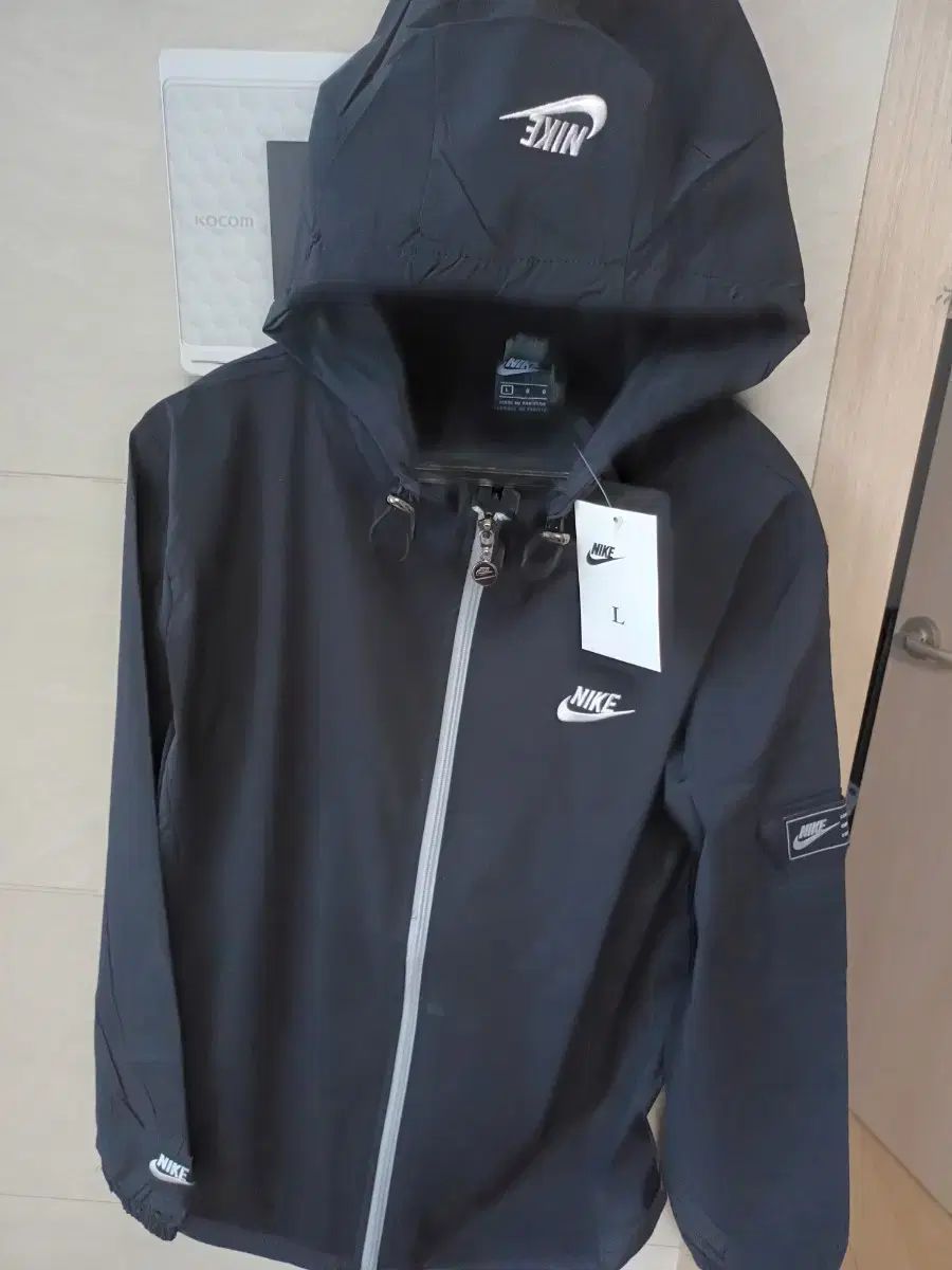 NIKE ナイキ 夏 夏用 ウィンドブレーカー セット L カーゴ ジョガー WHO フード 新品