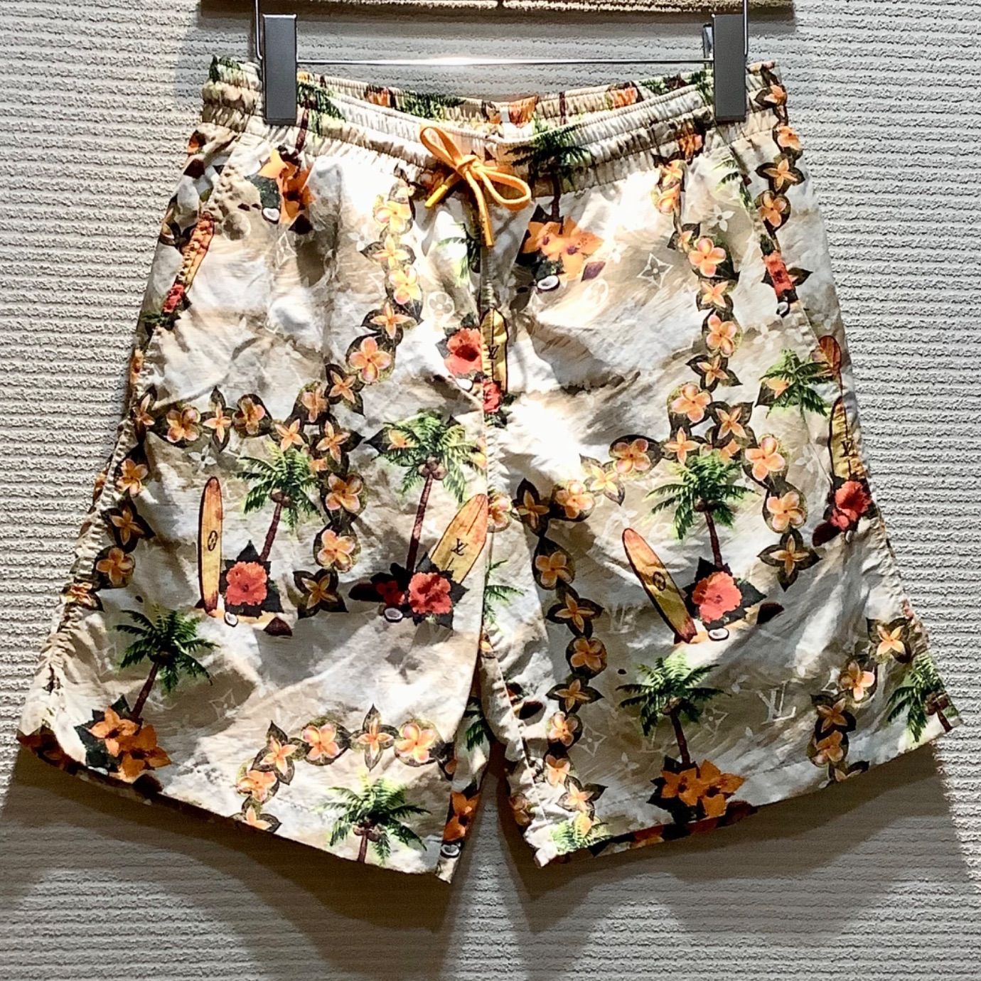 ルイヴィトン LOUISVUITTON 24AW STAPLES モノグラム ショートパンツ スイムウェア 海パン サーフ 短パン [S] メンズ I54/T89