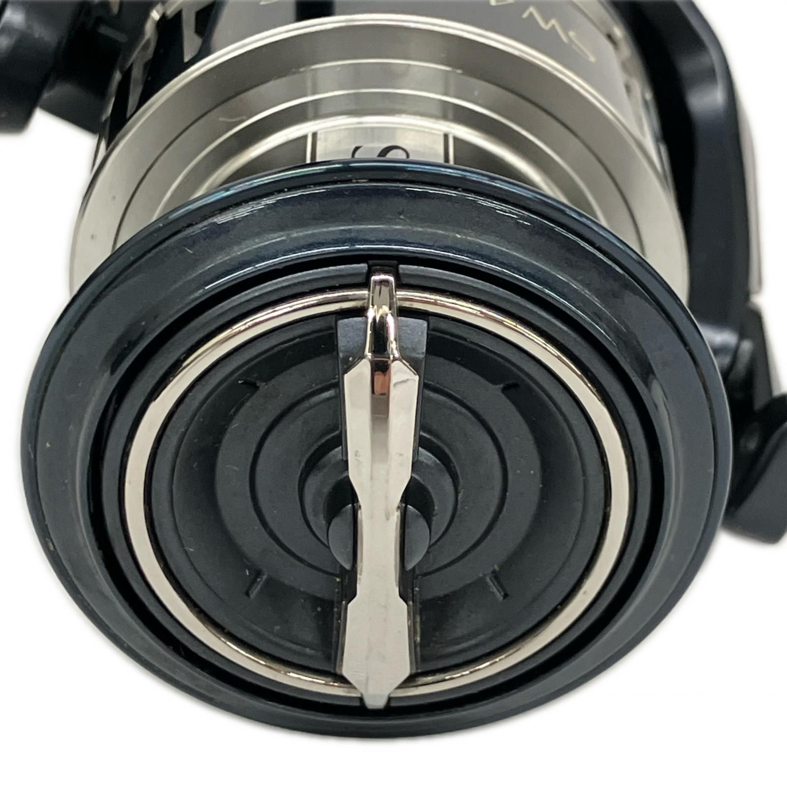 SHIMANO シマノ スピニングリール 20ストラディックSW 4000XG 04242 SHIMANO シマノ スピニングリール 20ストラディックSW 4000XG 04242