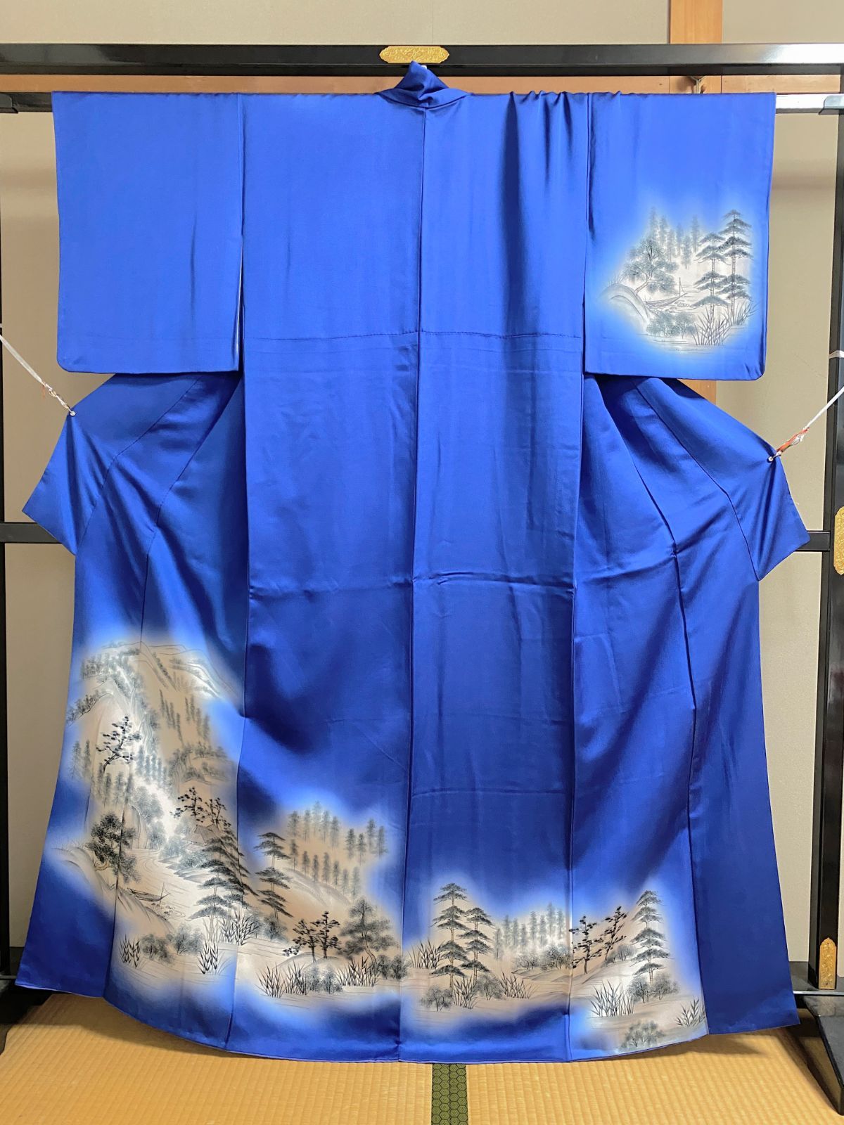 611B【アンティーク着物】訪問着 青 ブルー グラデーション 風景文様 正絹？？ リメイク素材にも ？？