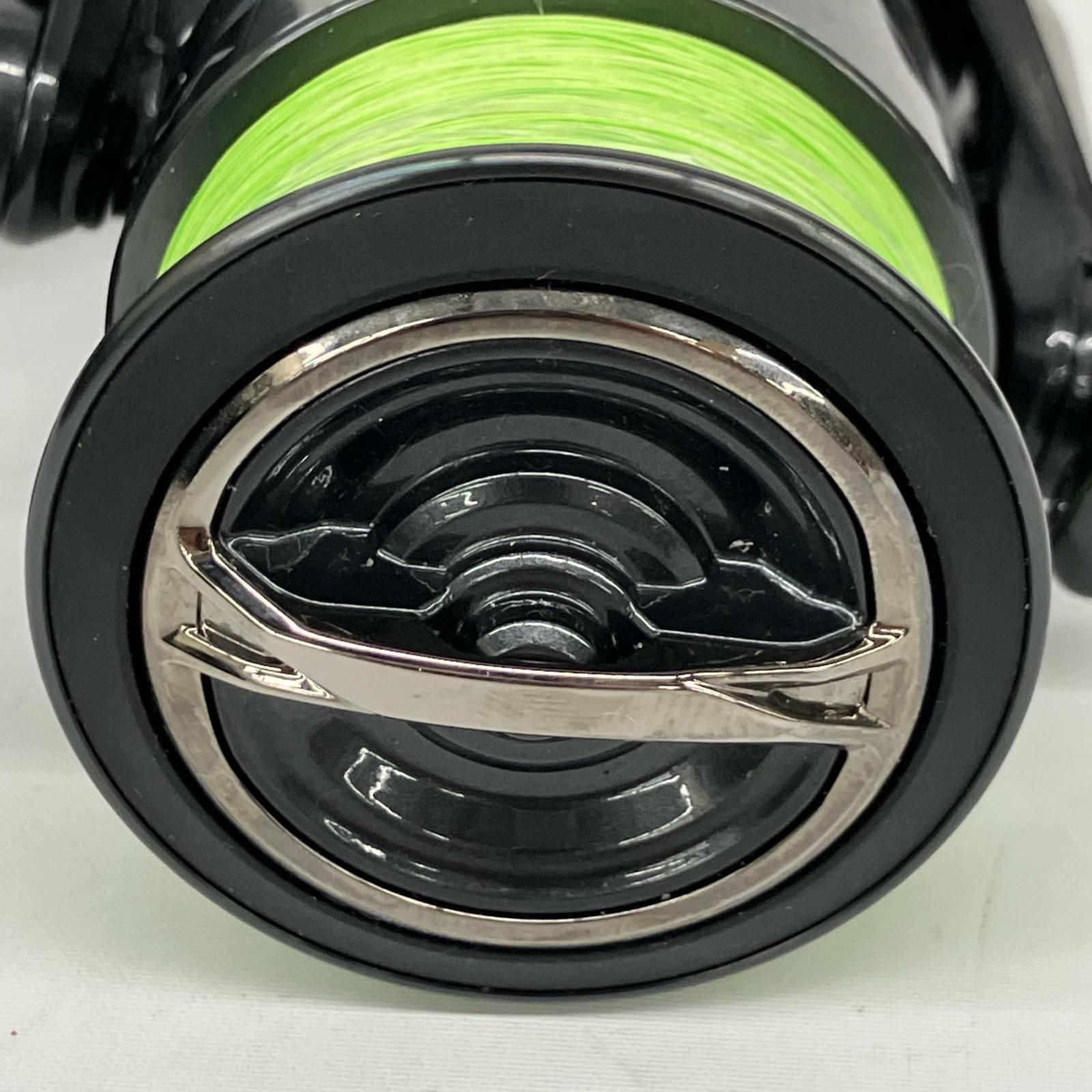 SHIMANO シマノ スピニングリール 24ヴァンフォード4000XG ハンドル欠品 047113 SHIMANO シマノ スピニングリール 24ヴァンフォード4000XG ハンドル欠品 047113