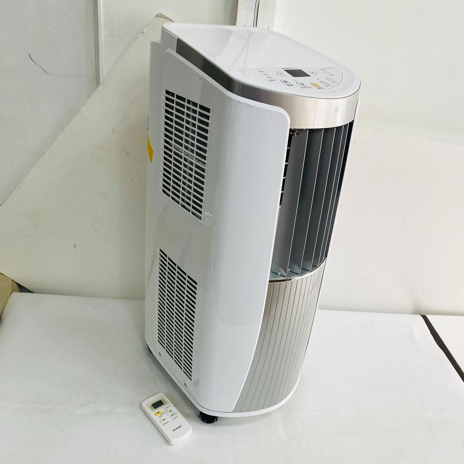TOYOTOMI トヨトミ スポット冷風機 TAD-2219 2.0/2.2kw リモコン付