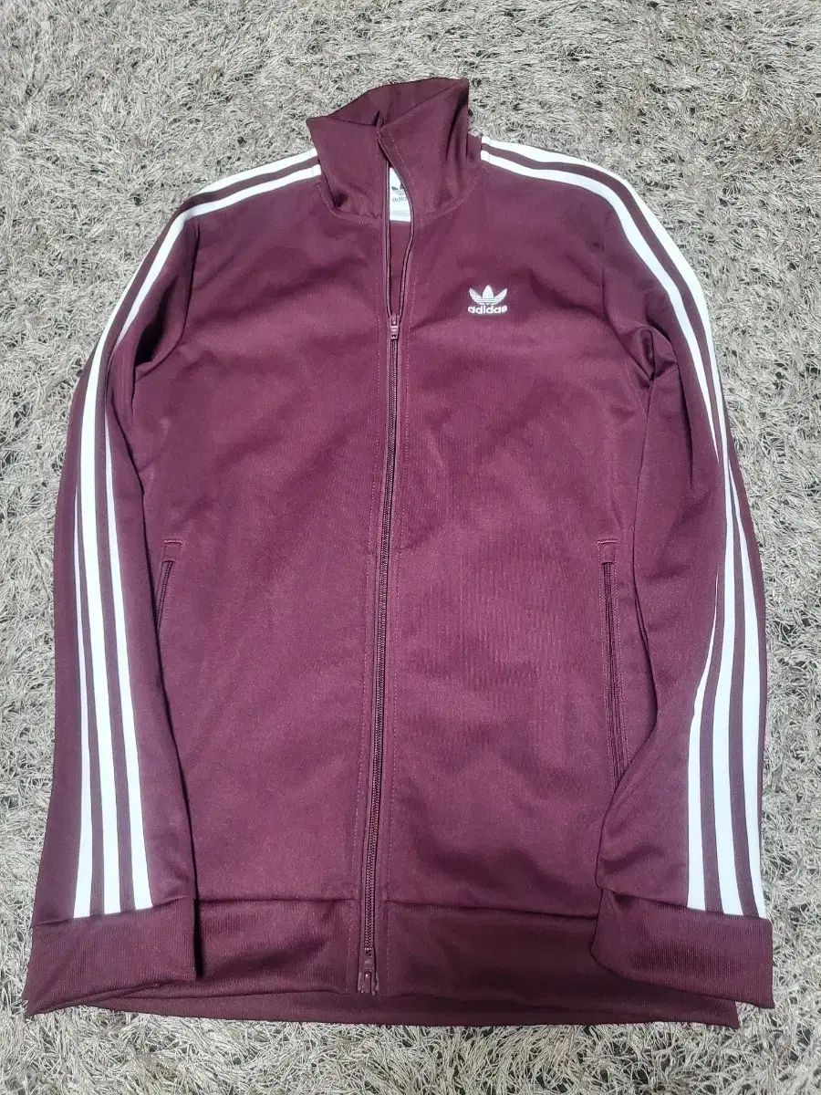 新品) adidas アディダス BECKENBAUER(ベッケンバウアー) トラックジャージ バーガンディ M