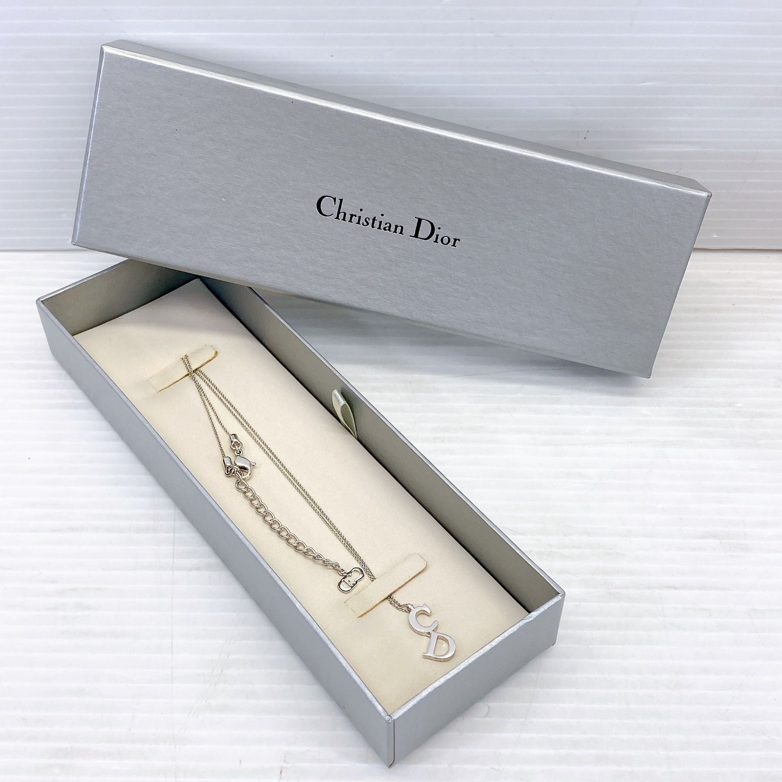 ■Dior ディオール CDロゴトップ ネックレス シルバー 箱付き 良品■