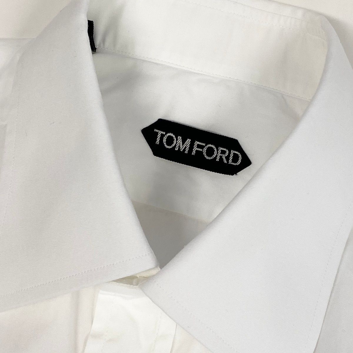 TOM FORD ホワイト長袖ワイシャツ 9f5② TOM FORD トムフォード 長袖シャツ コットンシャツ サイズ 39-15