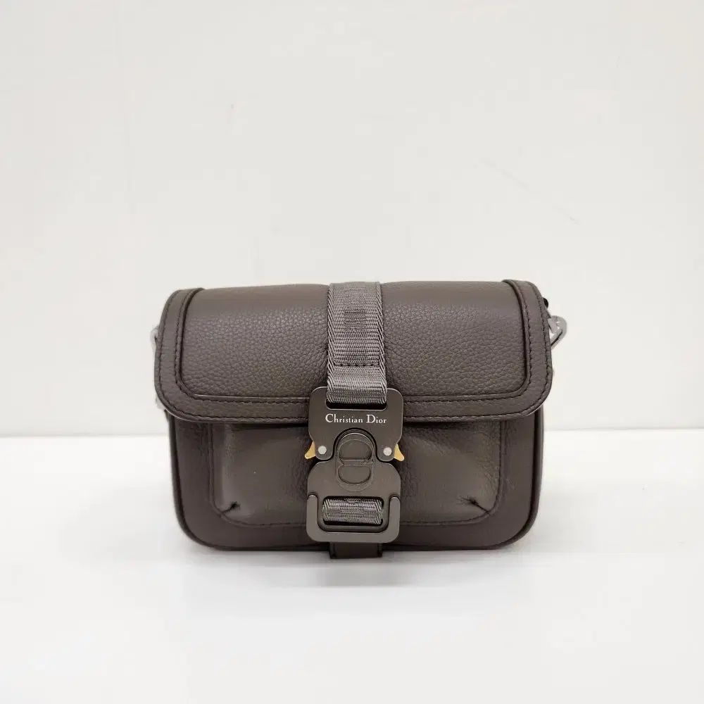 オンデ中古ブランド Dior HIT THE ROAD ミニ クロスバック