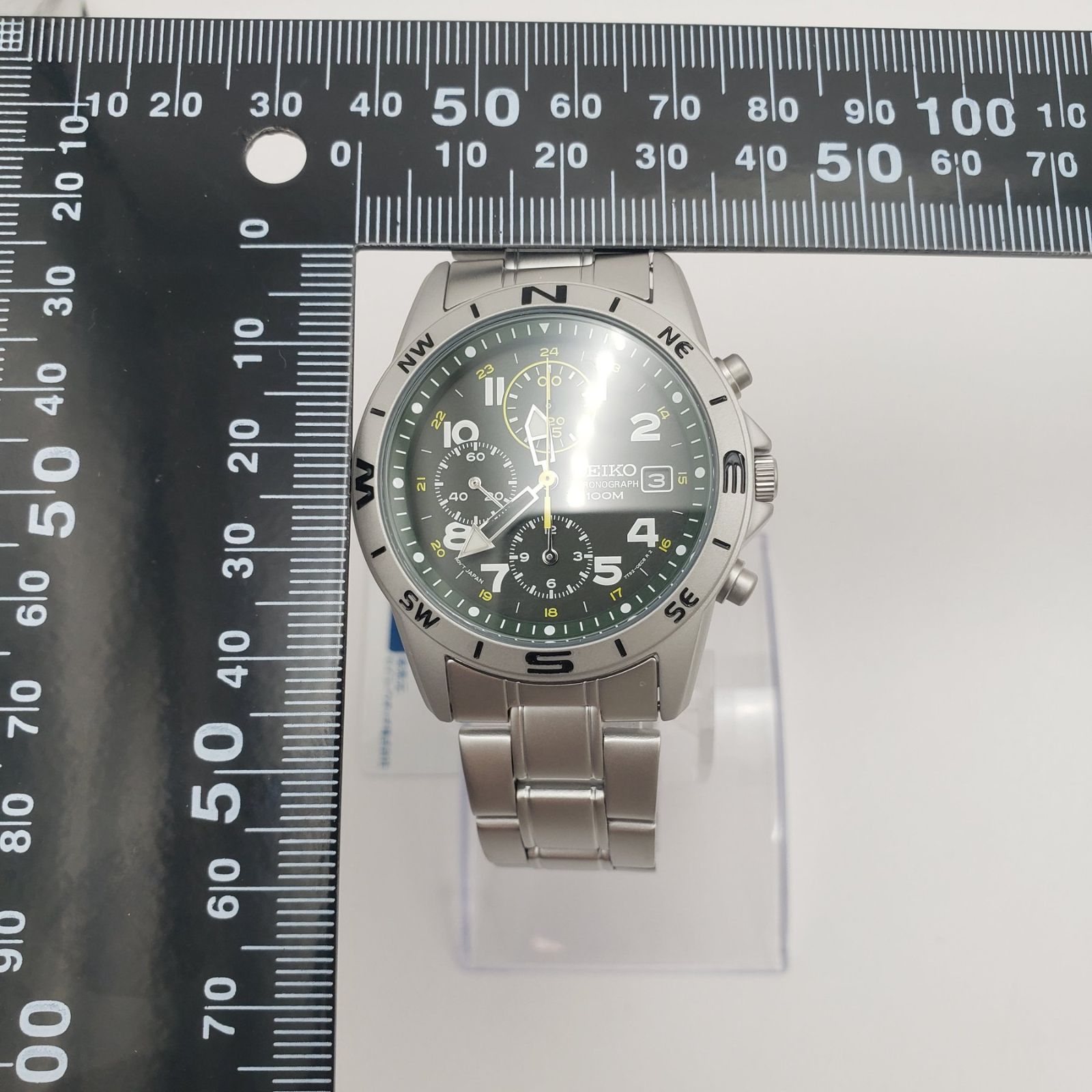 メンズ セイコー海外モデル クォーツ クロノグラフ 新品 SND377P1