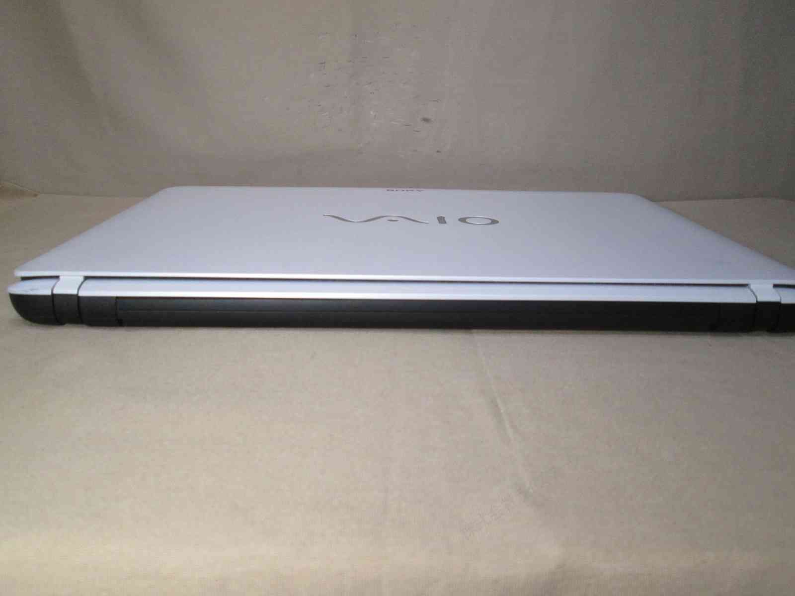 SONY VAIO Fit 15E SVF15318DJW【大容量HDD搭載】 Core i5 4200U