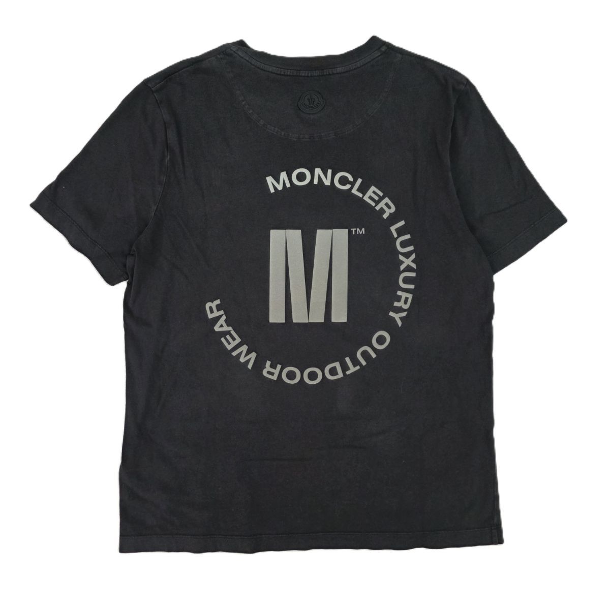 【美品】モンクレール★MAGLIA　Tシャツ　黒　ロゴプリント　ラバーワッペン MONCLER モンクレール ロゴ 刺繍 プリント ラバーワッペン 半袖T