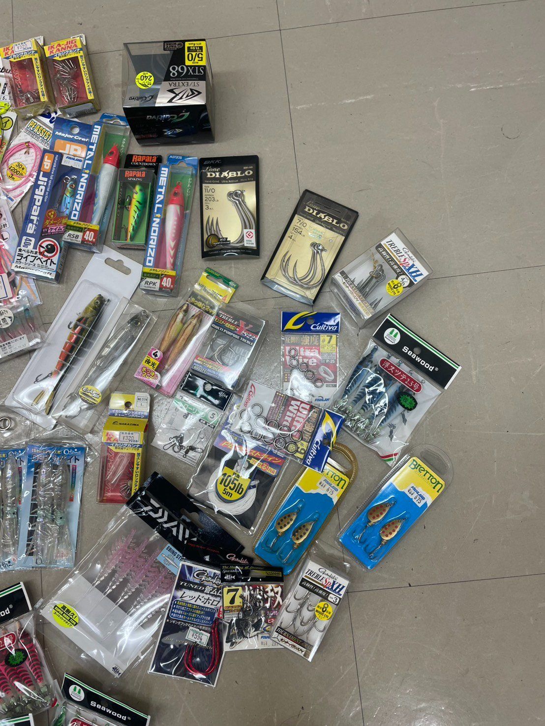 未使用 サケ ジギング 大物仕掛け 高級フック 大量セット がまかつ BKK 管ムロ イカベイト アシストライン ルアー
