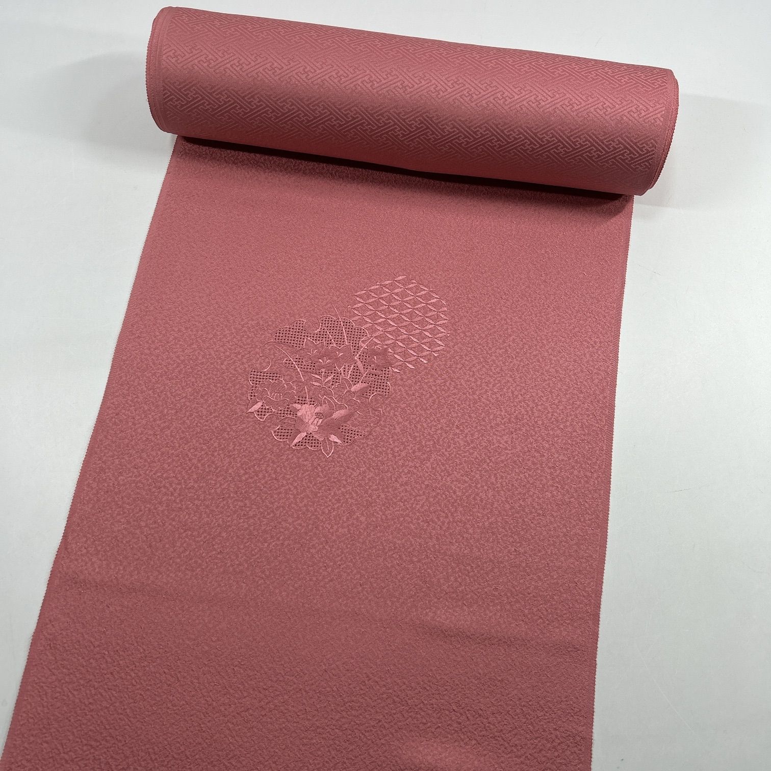 刺繍付け下げ色無地 着尺 反物 正絹 1本【F094】同梱購入歓迎 リメイク