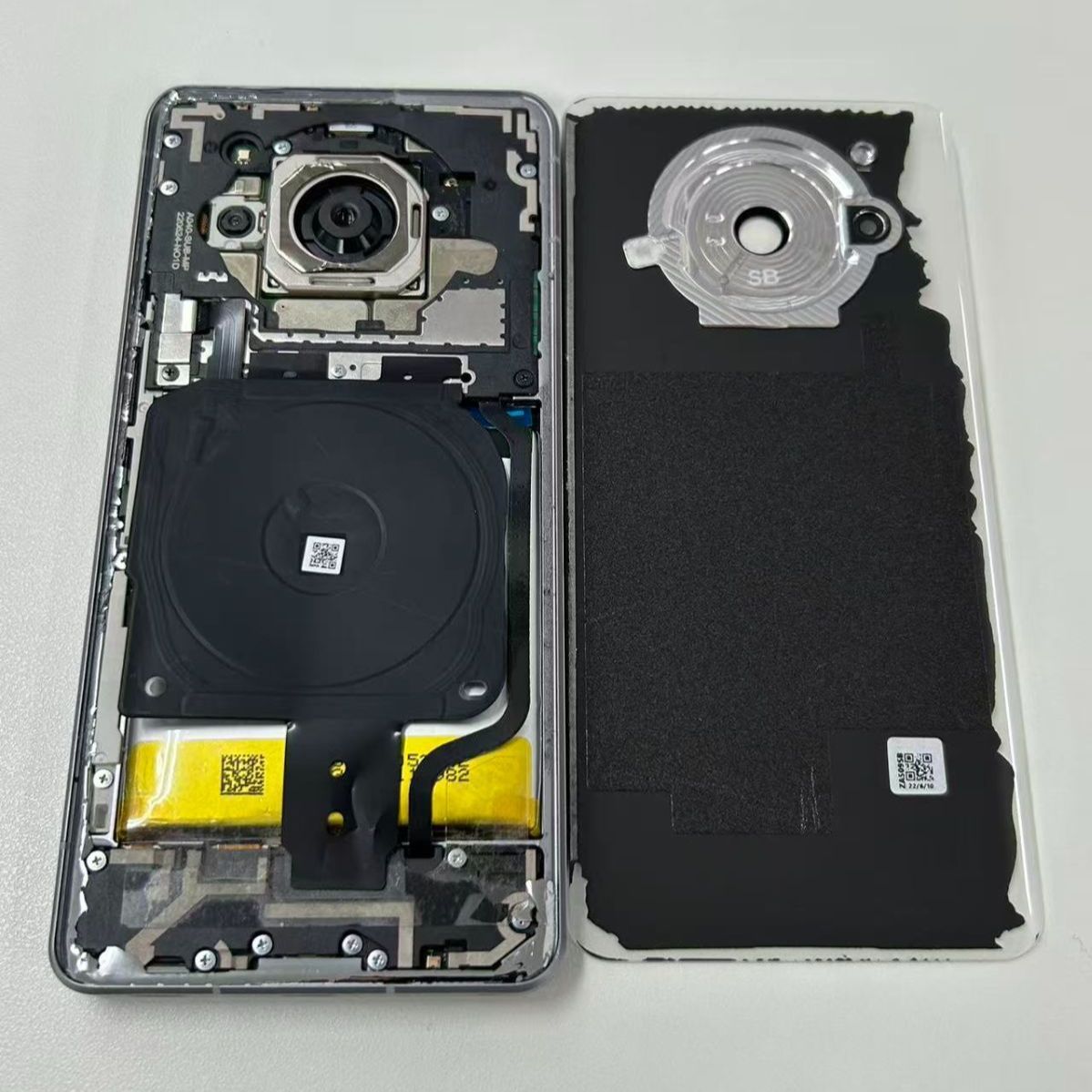 ジャンク】AQUOS R7 256GB シルバー - メルカリ
