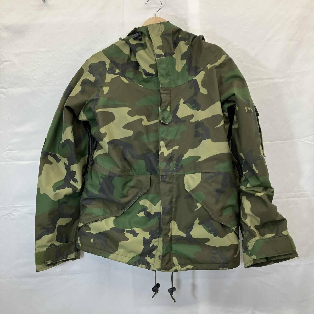 US ARMY/マウンテンパーカー/ECWCS GEN1 GORE-TEX PARKA/前期型/古着/ カーキ /迷彩/ Sサイズ