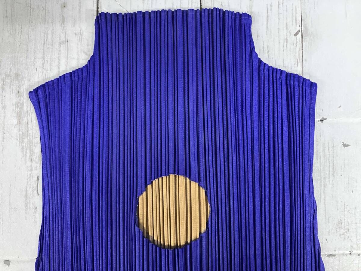 PLEATS PLEASE プリーツプリーズ ノースリーブ PP64-JK253 サイズ3
