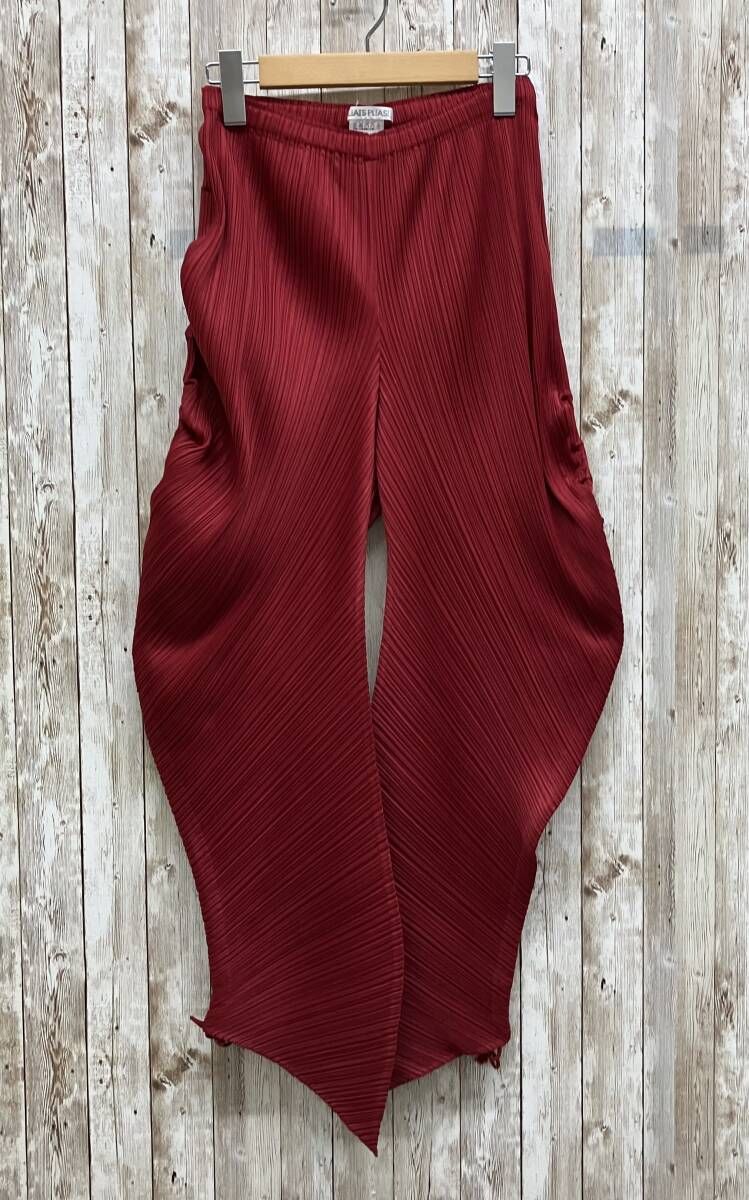PLEATS PLEASE プリーツプリーズ パンツ サイズ1 PP73-JF185 イッセイミヤケ 日本製 変形 サイドしぼり レッド