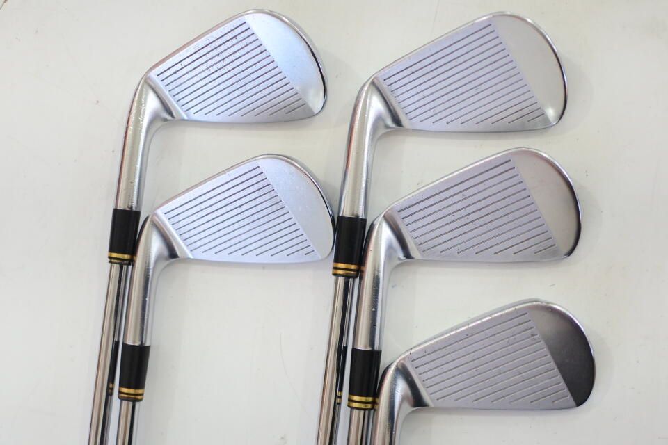 ダンロップ SRIXON ZX5 LIMITED RED EDITION NSﾌﾟﾛ MODUS 3 TOUR 105