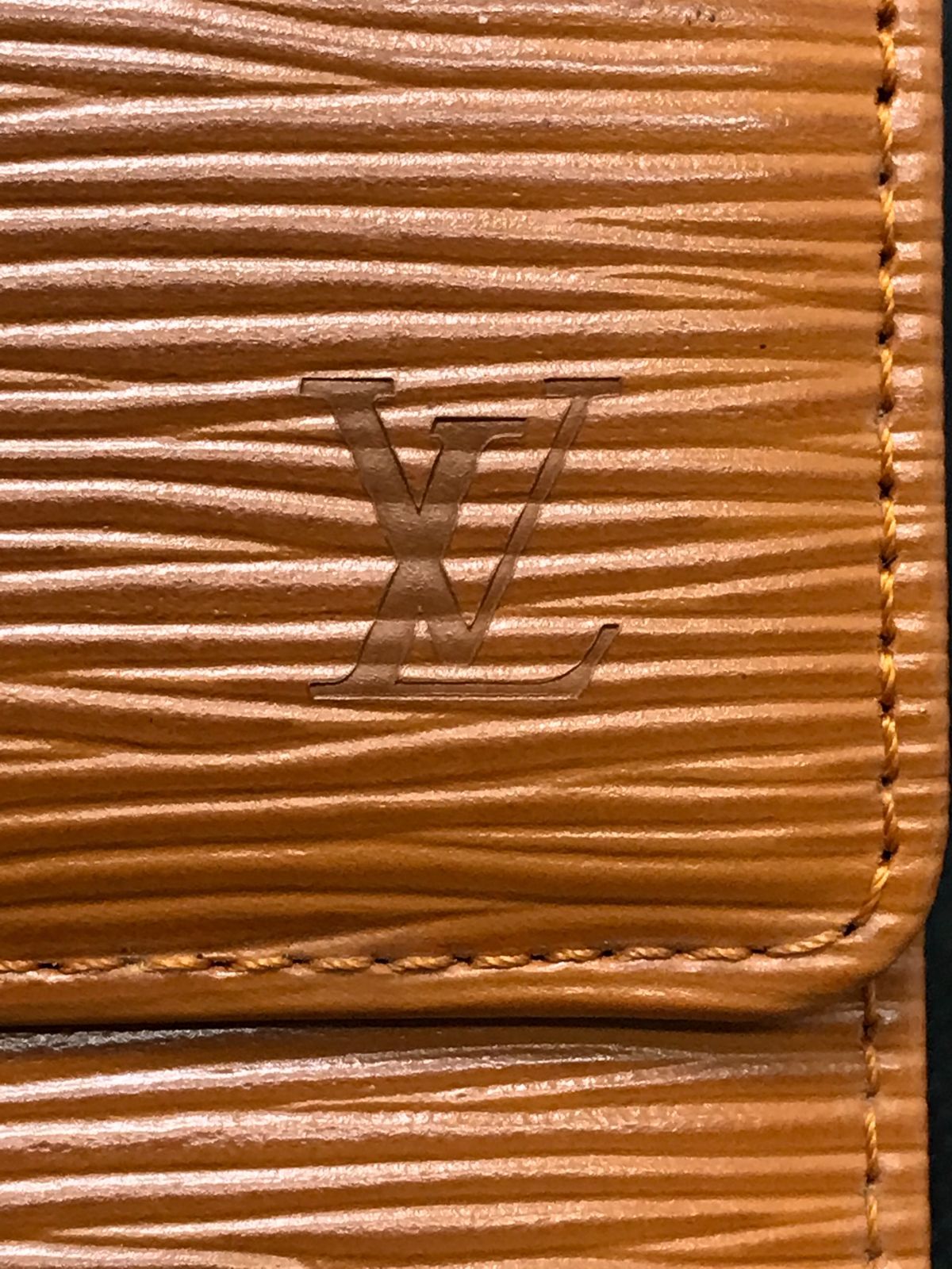 美品 LOUIS VUITTON ルイヴィトン 長財布 ポルトトレゾール 