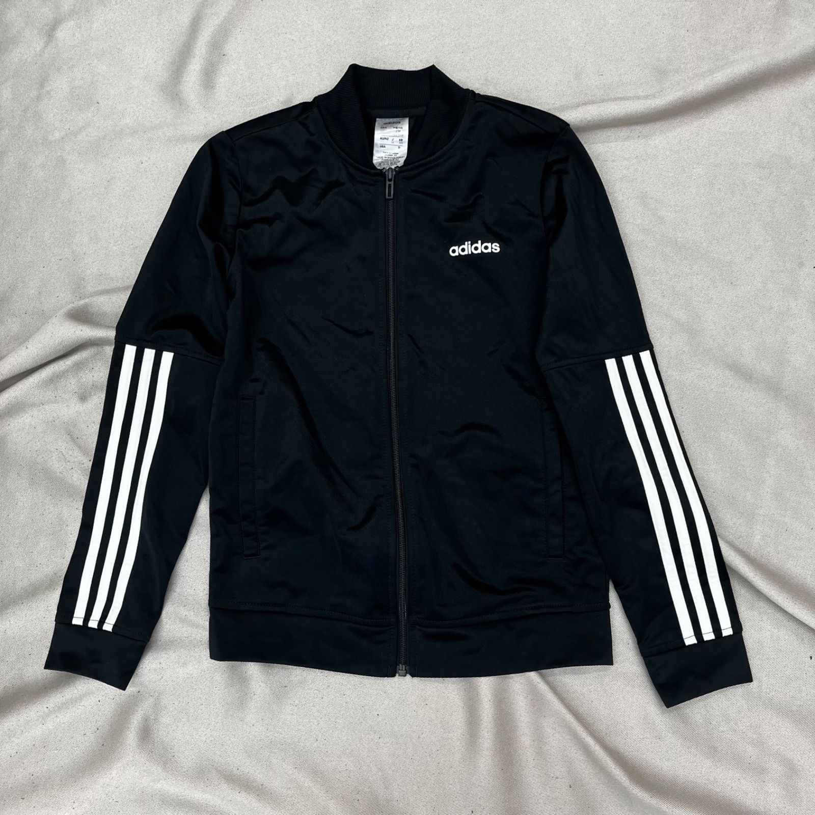 adidas アディダス トラックジャケット ジャージ 黒 ブラック 白 