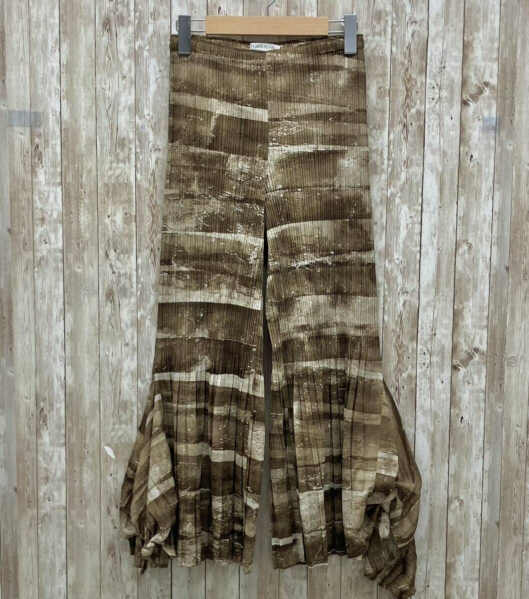 PLEATS PLEASE ISSEY MIYAKE イッセイミヤケ PP31-JF926 レディース パンツ size3 ブラウン オーカー