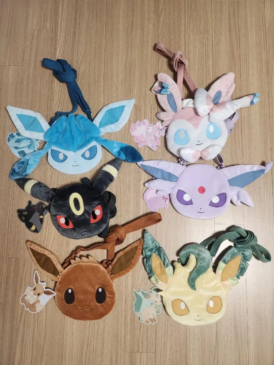 ポケモン イーブイ コレクション フェイス クロスバック バッグ フォレスト リーフィア ニンフィア ブラッキー