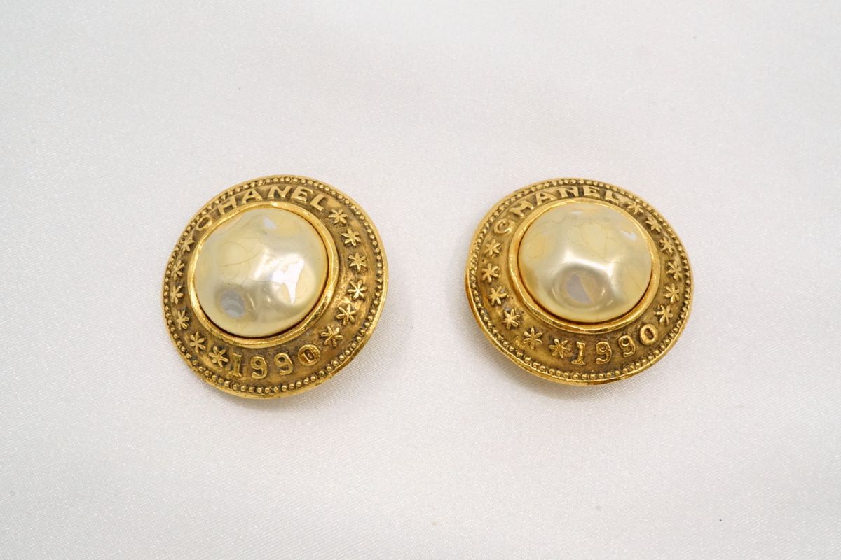 シャネル ヴィンテージ イヤリング ラウンド 丸型 フェイクパール アクセサリー メッキ 金 ゴールド CHANEL 6722j