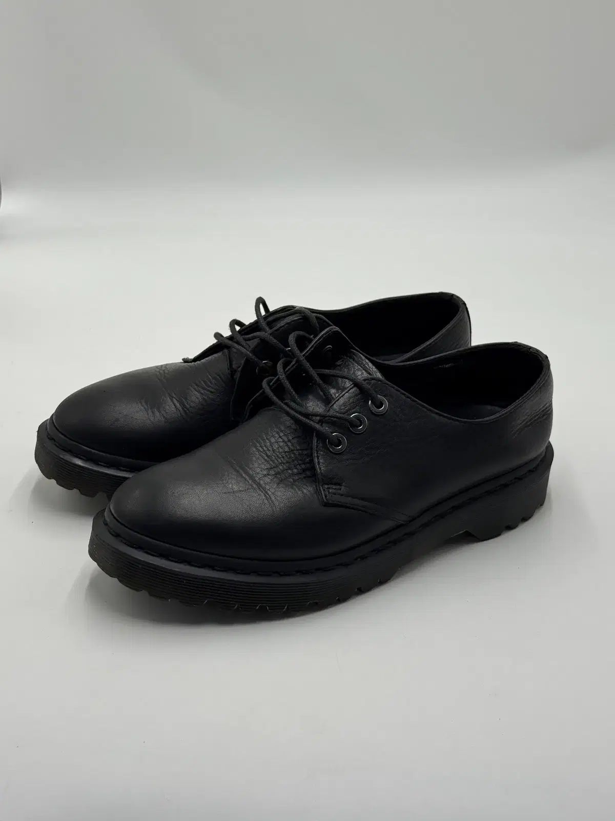 UK5 (240) DR. MARTENS ドクターマーチン 3ホール