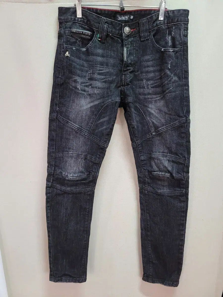 PHILIPP PLEIN(フィリッププレイン) ブラック ウォッシュ ダメージ スキニージーン