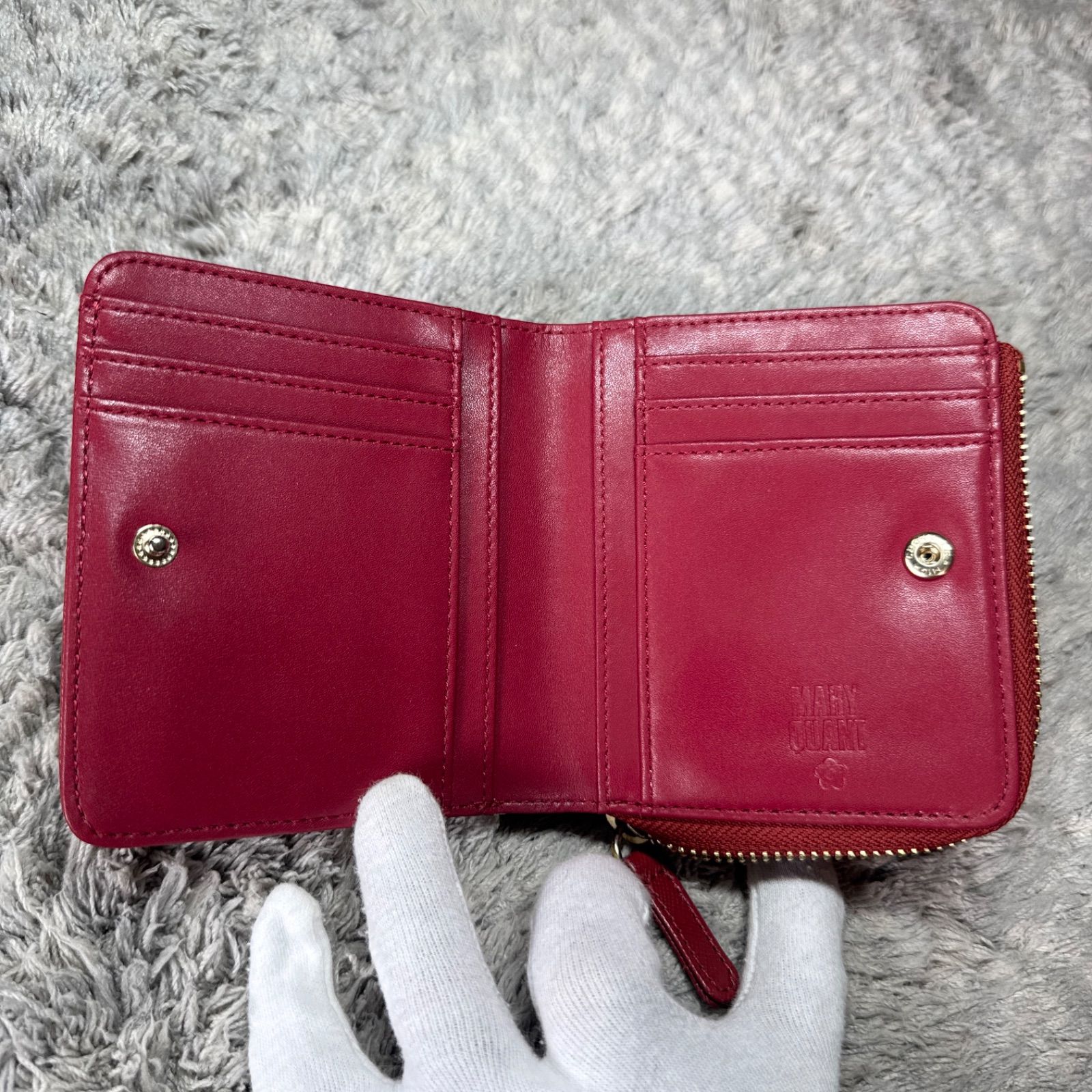 MARY QUANT 二つ折り財布 レッド　本革 MARY QUANT マリークワント 二つ折り財布 レザー - メルカリ