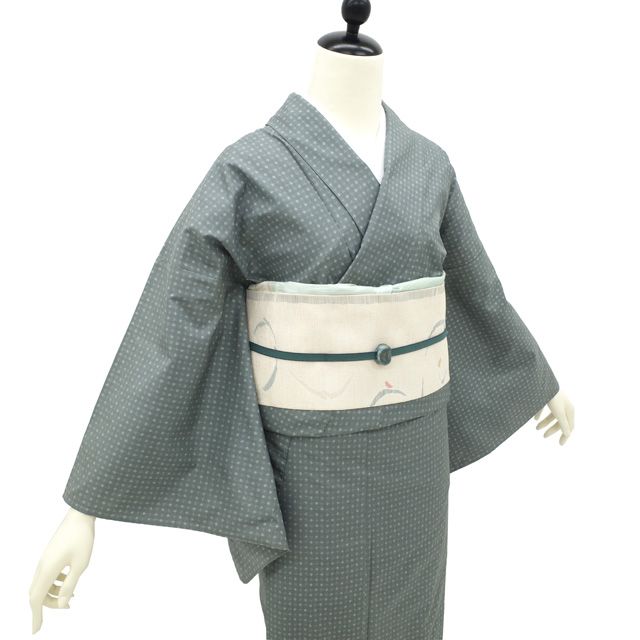 中古】 大島紬 本場奄美大島紬 単衣 着物 リサイクル 正絹 春 秋 灰緑