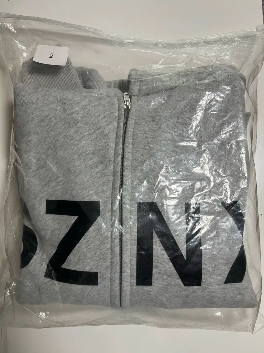 yeezy イージー hd-10 KOREA フードジップアップ サイズ 2 出品