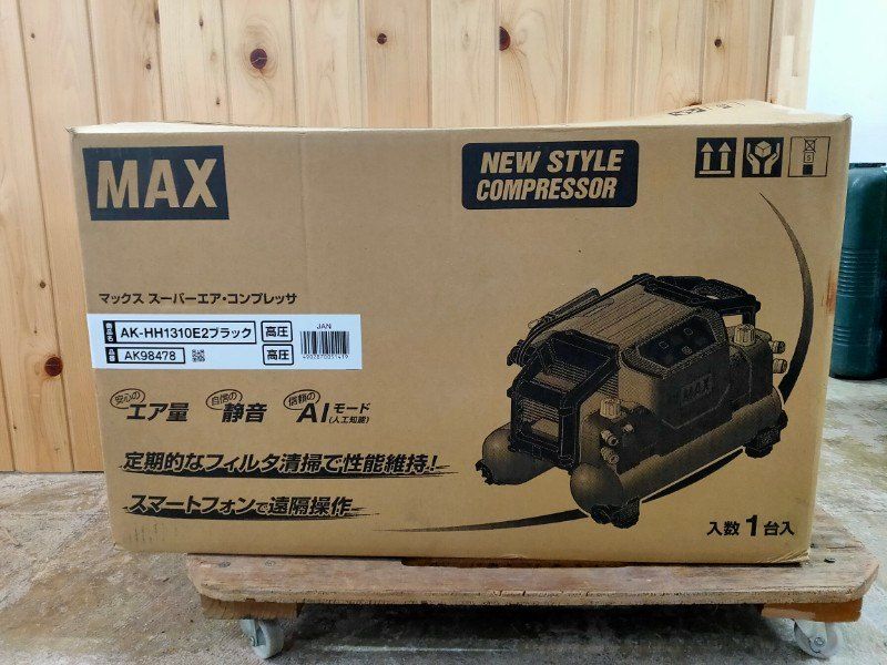 ◎マックス(MAX) スーパーエア・コンプレッサ AK-HH1310E2ﾌﾞﾗｯｸ 未使用長期保管品