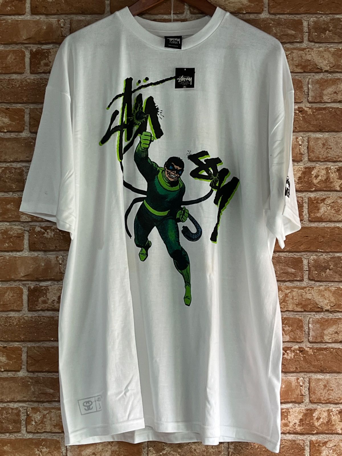 STUSSY ステューシー　【新品未使用】MARVEL ドクター・オクトパス Doc.Ock TEE コラボTシャツ　ホワイト　白　XL 2011年　Dr. Octopus