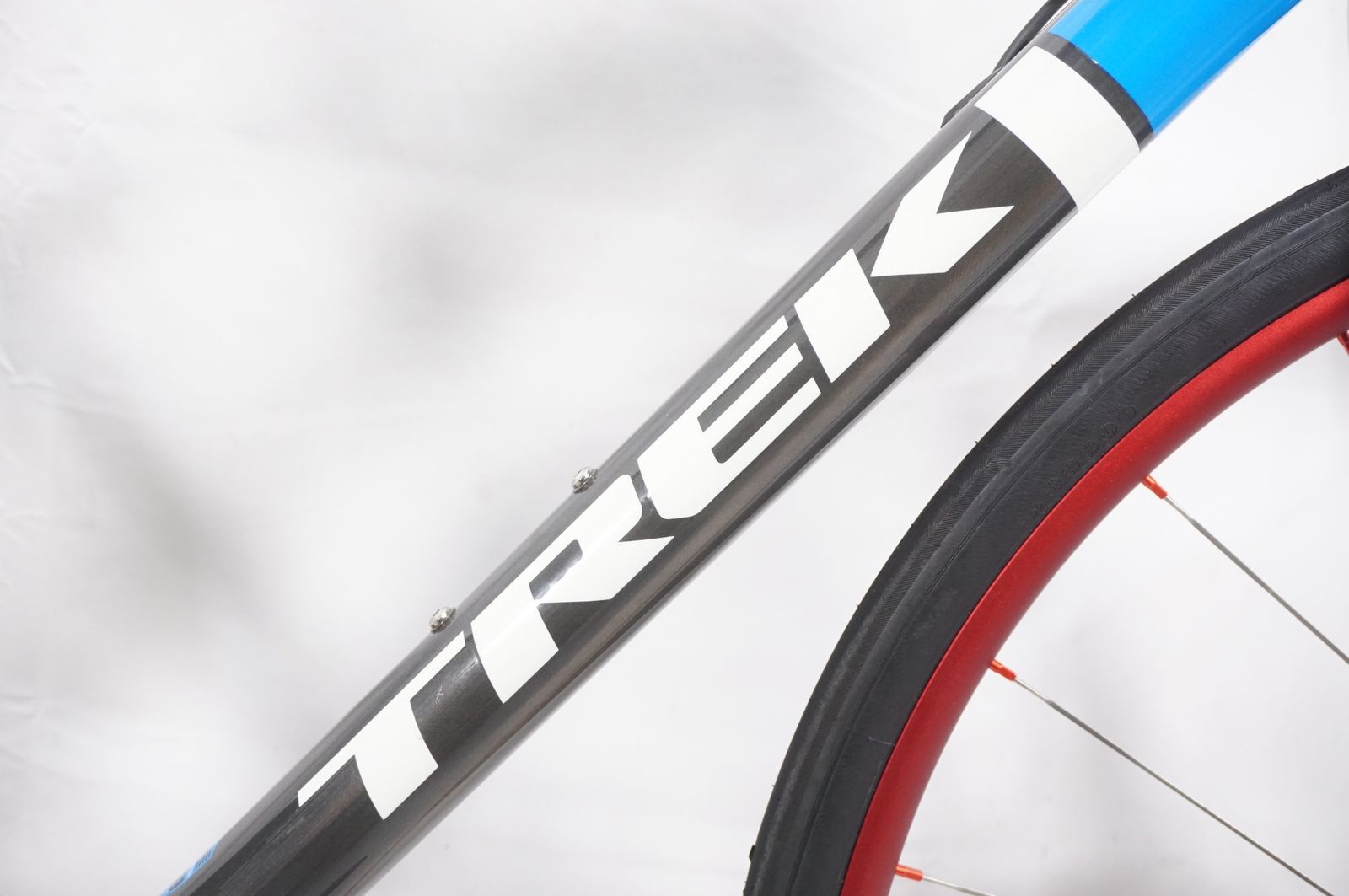 TREK 「トレック」 BOONE 5 DISC 2015年モデル ロードバイク / バイチャリAKIBA店