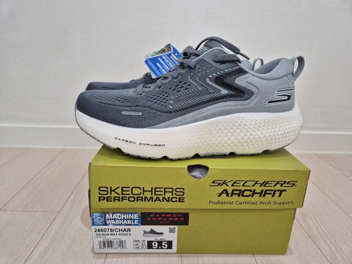 新商品 SKECHERS スケッチャーズ GO RUN MAXROAD 6 275mm