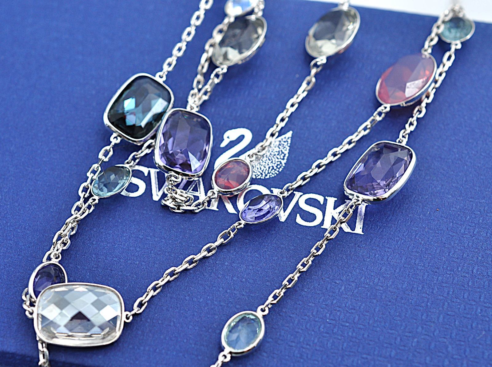 Swarovski スワロフスキー ネックレス 3連 マルチカラー クリスタル レディース 女性 箱 証明書付き