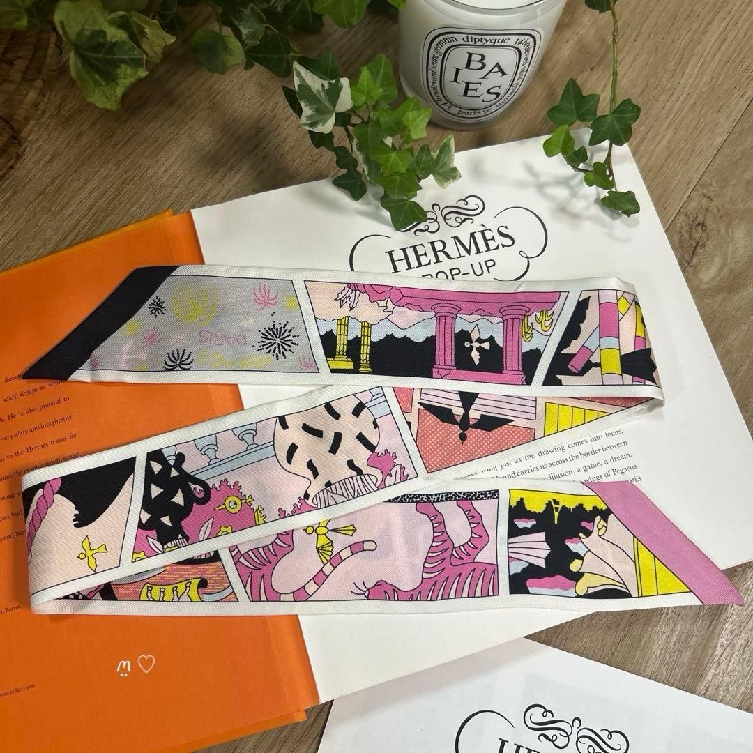 HERMESエルメス　ツイリー　エルメスファクトリースーツ　シルクスカーフ HERMESエルメス ツイリー エルメスファクトリースーツ シルクスカーフ