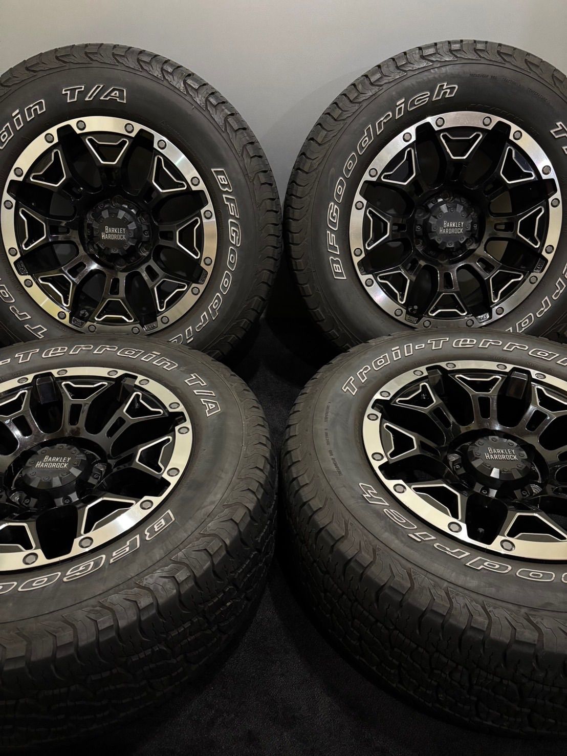 ★265/65R17 BFGoodrich/Trail-Terrain T/A 22年 BARKLEY HARDROCK 17インチ 8J +20 139.7 6H 夏タイヤ 4本 プラド ハイラックス (1-M443)